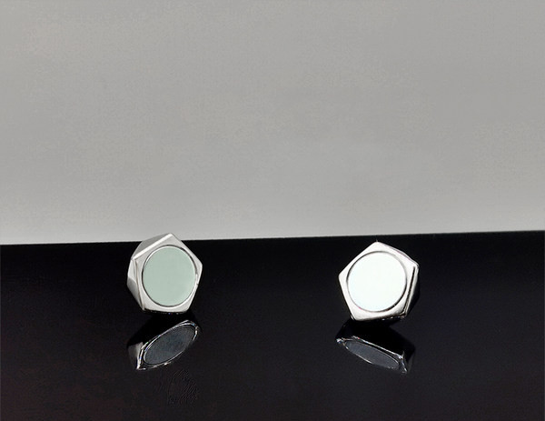 Srebrne naušnice u obliku zvijezde