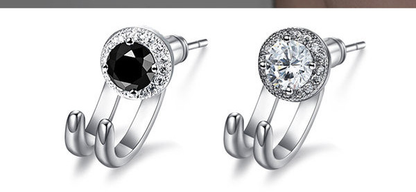 Vīriešu moderni auskari ar dekoratīviem akmeņiem