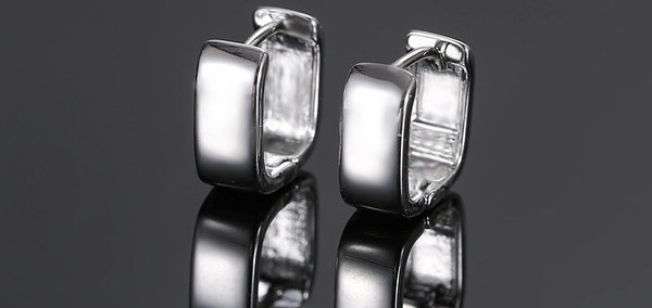 Kvadrātveida vīriešu auskari jauns modelis