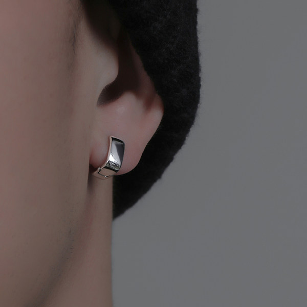 Kvadrātveida vīriešu auskari jauns modelis