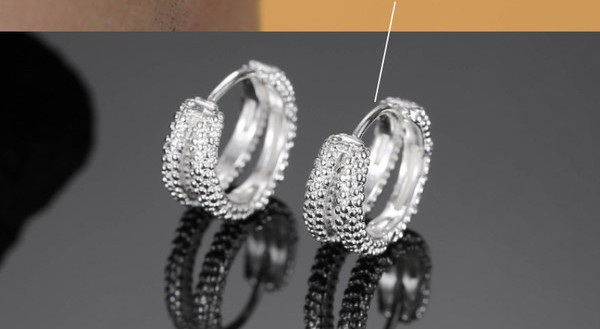 Ikdienas vīriešu auskari ar stīpām