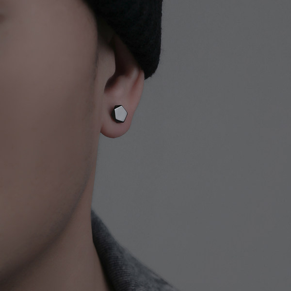 Férfi fülbevaló 1 db ezüst és fekete színben