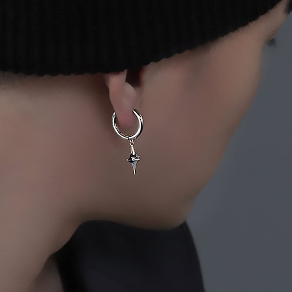 Ανδρικά σκουλαρίκια με μενταγιόν με αστέρι