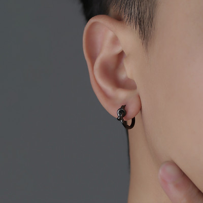 Alkalmi karikás fülbevaló - ezüst és fekete színben