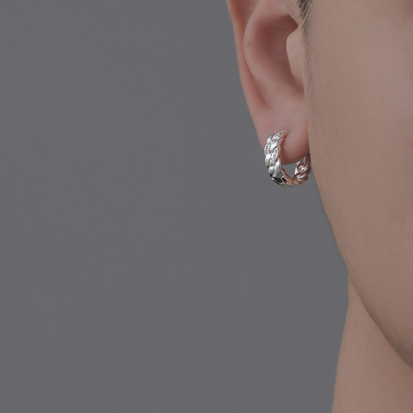 Kerek alakú férfi fülbevaló