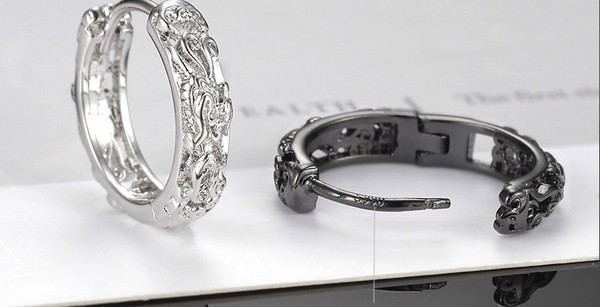 Vīriešu auskaru gredzeni ar 3D elementiem