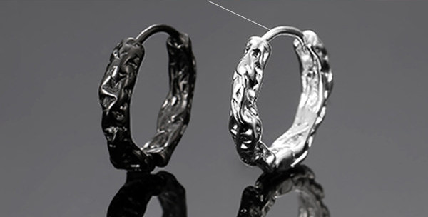 Ikdienas vīriešu auskari divās krāsās