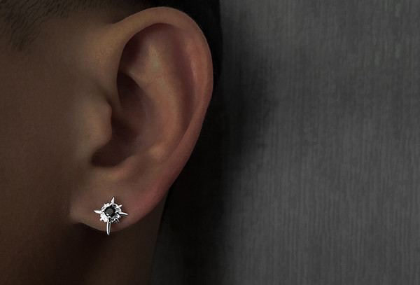 Vīriešu zvaigžņu auskari ar dekoratīviem akmeņiem