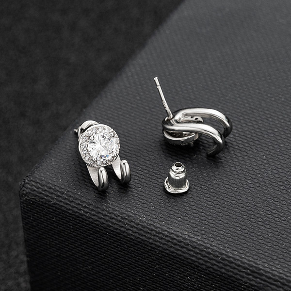 Jauna modeļa vīriešu auskari ar dekoratīviem akmeņiem