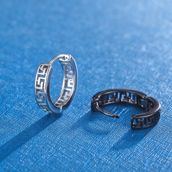 Férfi karika fülbevaló ezüst színben