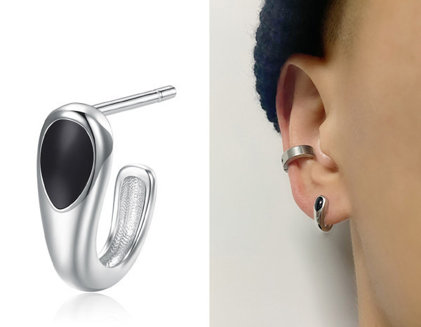 Ανδρικά σκουλαρίκια σε ασημί χρώμα με σχήμα σταγόνας