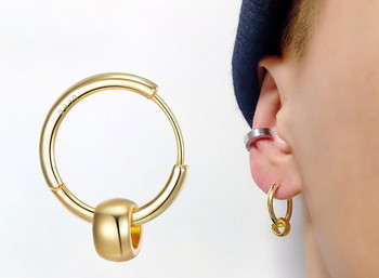 Ανδρικό σκουλαρίκι με μενταγιόν σε ασημί και χρυσό χρώμα