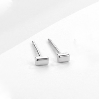 Ανδρικά σκουλαρίκια σε ασημί χρώμα - πολλά μοντέλα