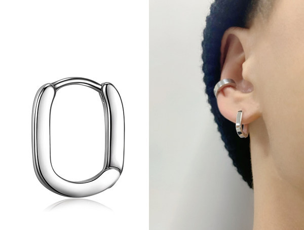 Moderns auskars sudraba un melnā krāsā