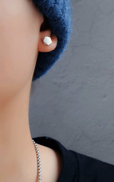 Ανδρικά σκουλαρίκια σε βίδα διχρωμία