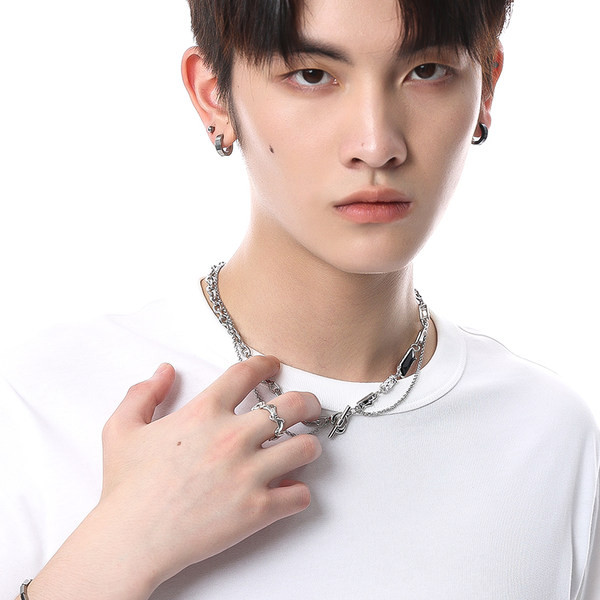 Regulējams titāna tērauda vīriešu gredzens