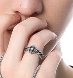 Ανδρικό δαχτυλίδι με φλοράλ μοτίβο