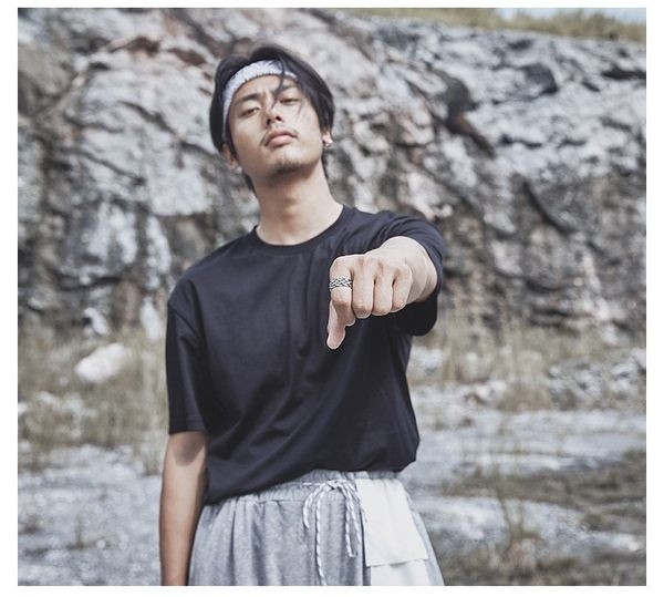 Reguliuojamas vyriškas žiedas – sidabro spalvos