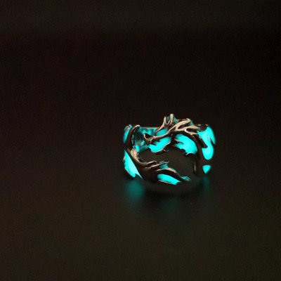 Muški prsten nestandardnog oblika