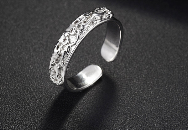 Vīriešu retro gredzens ar apdruku