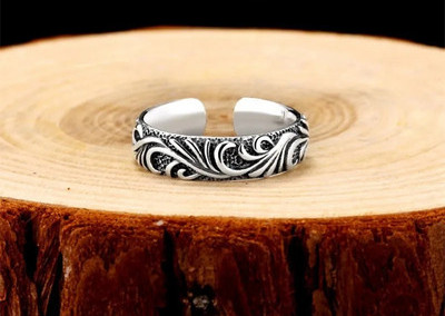 Moodne meeste sõrmus – reguleeritav