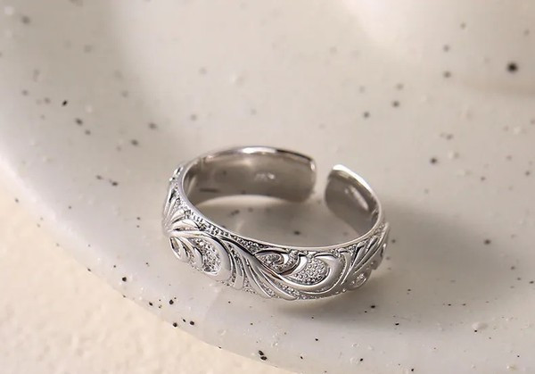 Moodne meeste sõrmus – reguleeritav