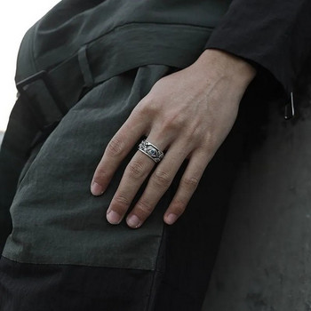 Мъжки пръстен ретро модел с принт и камък