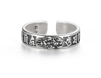 Ανδρικό δαχτυλίδι σε ασημί και μαύρο χρώμα με 3D στοιχείο