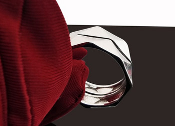 Καθαρό μοντέλο ρυθμιζόμενο δαχτυλίδι για άνδρες