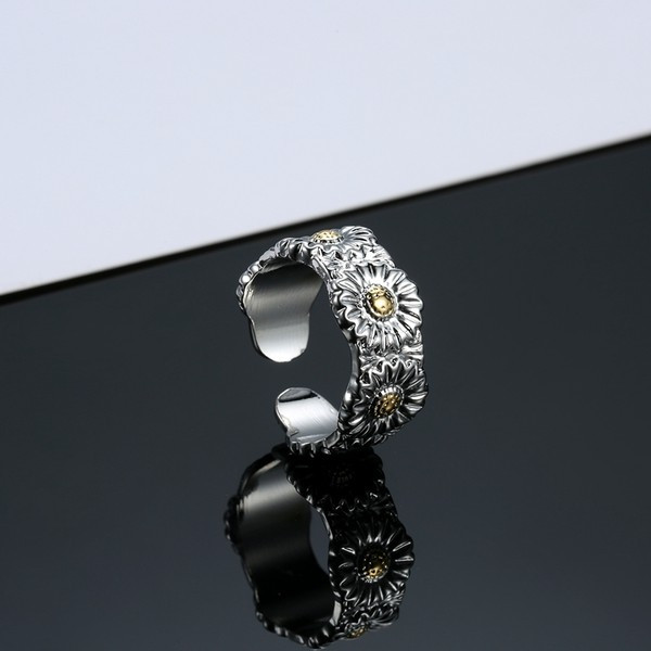 Naujo modelio reguliuojamas žiedas vyrams su dekoratyviniais akmenimis