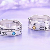 Vīriešu gredzens sudraba krāsā - ar uzrakstu un dekoratīvu akmeni