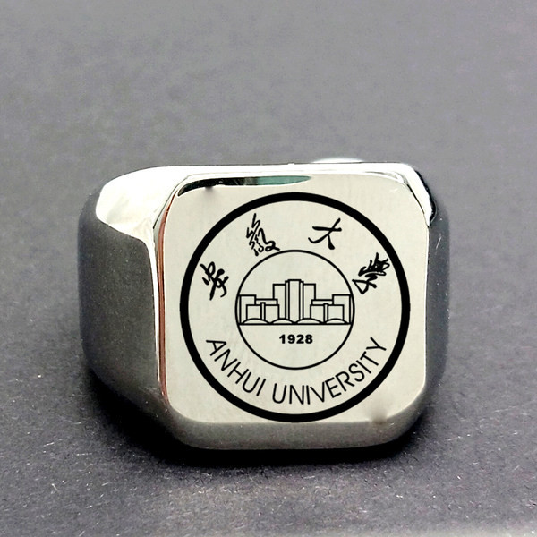 Muški prsten sa natpisom od čelika