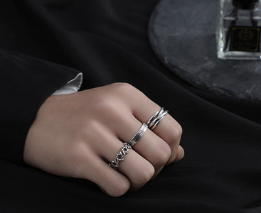 Regulējams gredzens vairāki modeļi vīriešiem