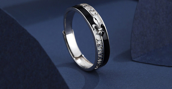 Titāna tērauda gredzens ar uzrakstu