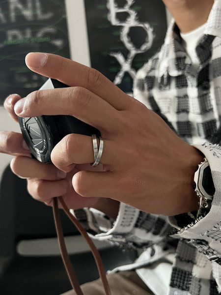 Vīriešu dubultgredzens no titāna tērauda