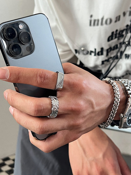 Vīriešu ikdienas tērauda gredzens