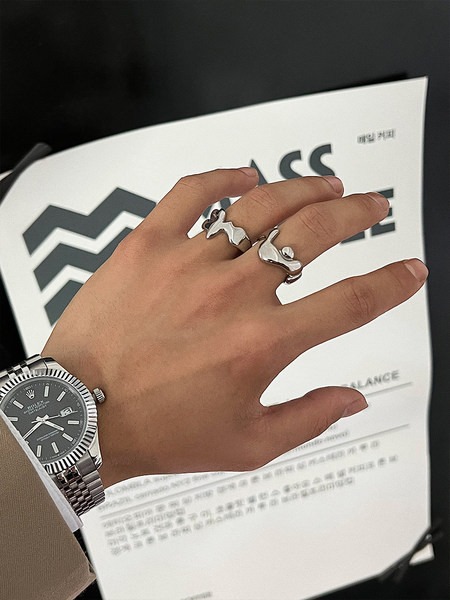 Férfi gyűrű ezüst színben - két különböző modell