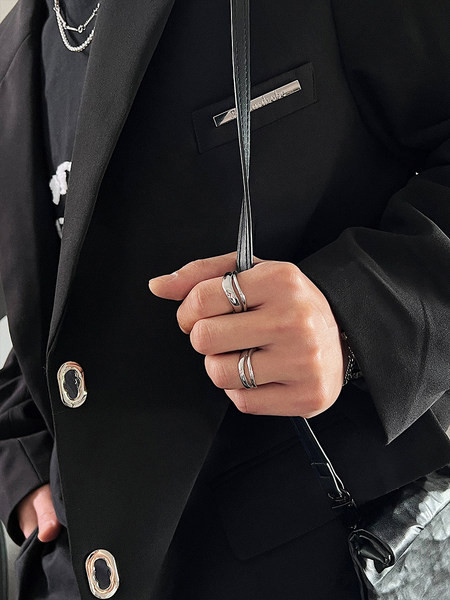 Ανδρικό δαχτυλίδι δύο στρώσεων σε ασημί χρώμα