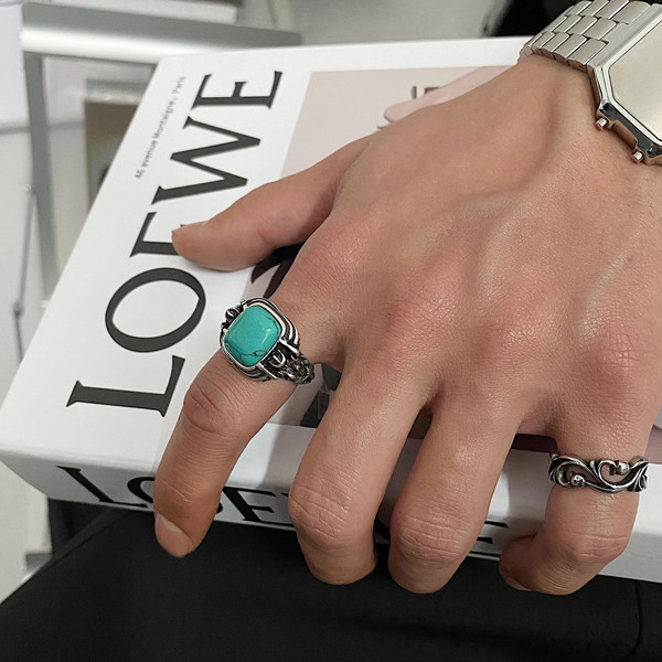 Ανδρικό μοντέρνο ατσάλινο δαχτυλίδι με διακοσμητική πέτρα