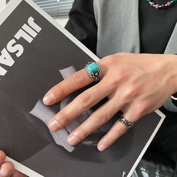 Ανδρικό μοντέρνο ατσάλινο δαχτυλίδι με διακοσμητική πέτρα