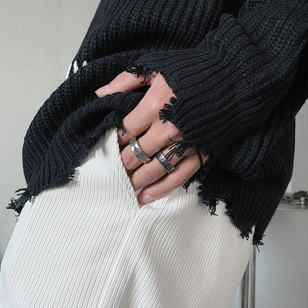 Ανδρικό δαχτυλίδι σε ασημί χρώμα με 3D στοιχείο