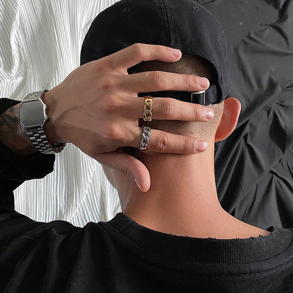 Ανδρικό ρυθμιζόμενο δαχτυλίδι σε ασημί και χρυσό χρώμα