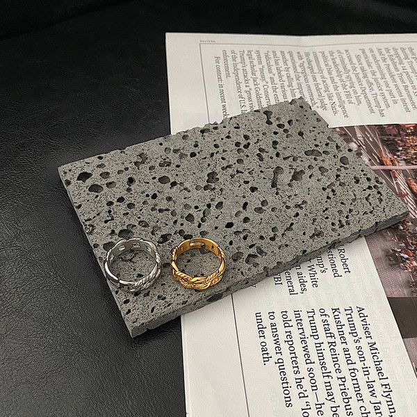 Ανδρικό ρυθμιζόμενο δαχτυλίδι σε ασημί και χρυσό χρώμα