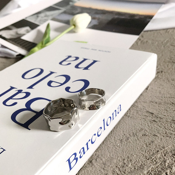 Férfi gyűrű acél csillaggal két modellel