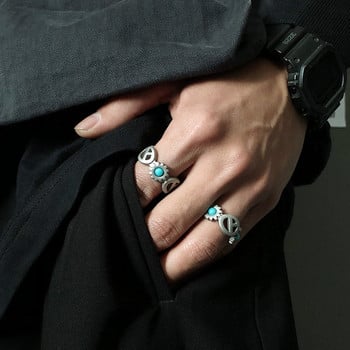 Ανδρικό δαχτυλίδι σε ασημί χρώμα με μπλε πέτρα