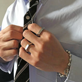 Vienkāršs vīriešu gredzens - sudraba krāsā