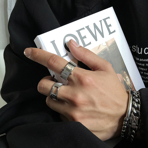 Titāna tērauda vīriešu gredzens