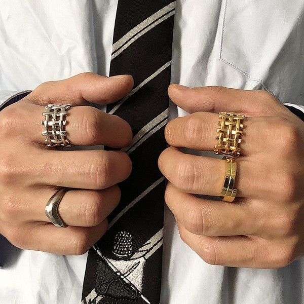 Férfi gyűrű ezüst és arany színben