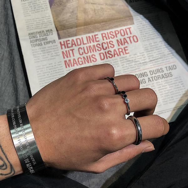 Jauna modeļa vīriešu gredzenu gredzens divās krāsās