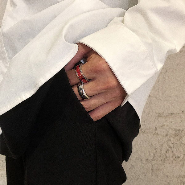 Vīriešu retro gredzens ar uzrakstu